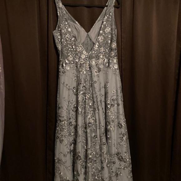 Prom - Picture 2 of 4